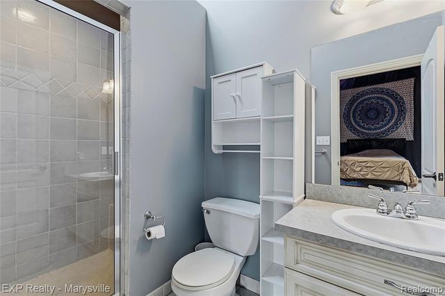 53146 Michael Drive, New Baltimore, MI 48047