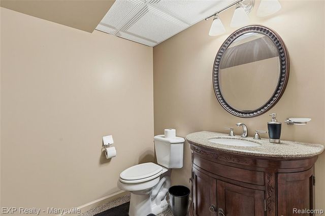 53146 Michael Drive, New Baltimore, MI 48047