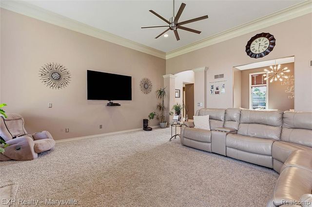 53146 Michael Drive, New Baltimore, MI 48047