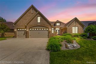 53146 Michael Drive, New Baltimore, MI 48047