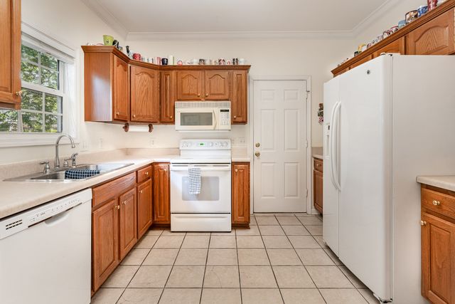 4408 Benchmark Dr, Antioch, TN 37013