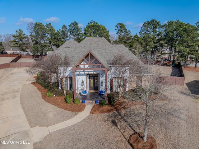 424 Stonewater Cove, Madison, MS 39110