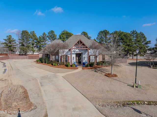 424 Stonewater Cove, Madison, MS 39110