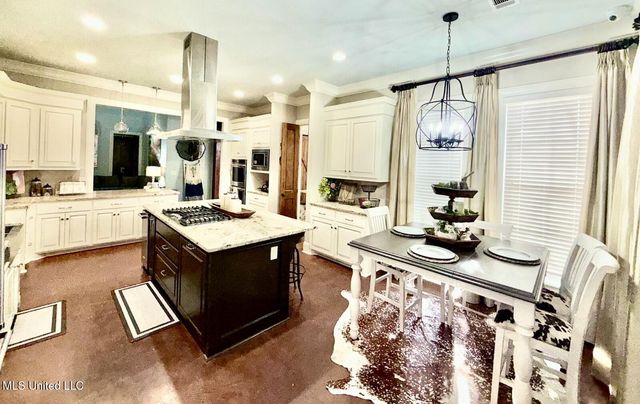 424 Stonewater Cove, Madison, MS 39110