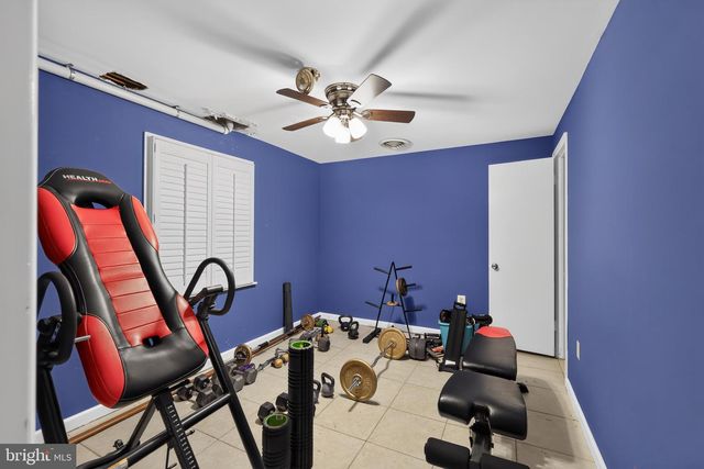 7314 LOIS LN, Lanham, MD 20706