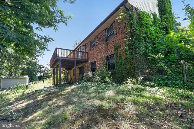 7314 LOIS LN, Lanham, MD 20706