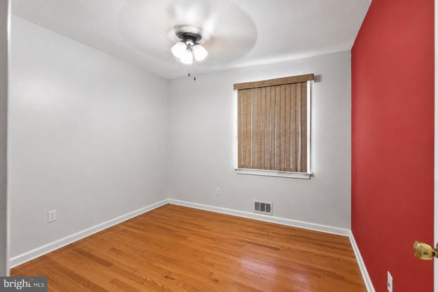 7314 LOIS LN, Lanham, MD 20706