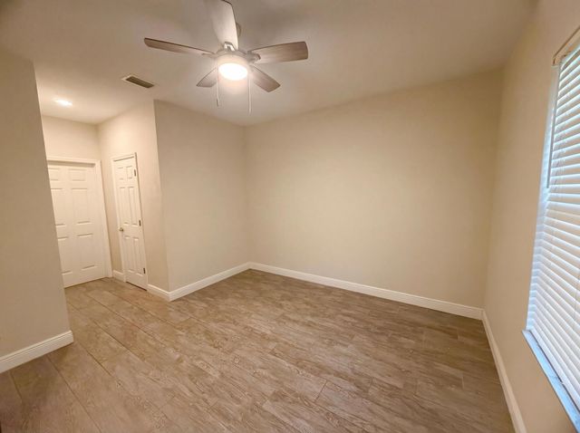 758 NE Hawks Ridge Way, Port St Lucie, FL 34983