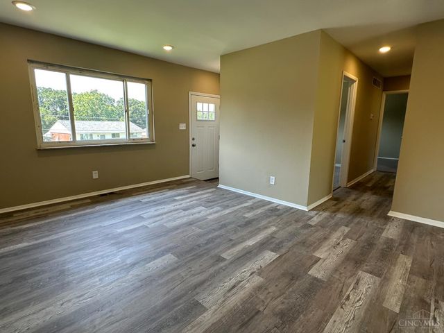 4382 Valence Drive, Delhi Twp, OH 45238