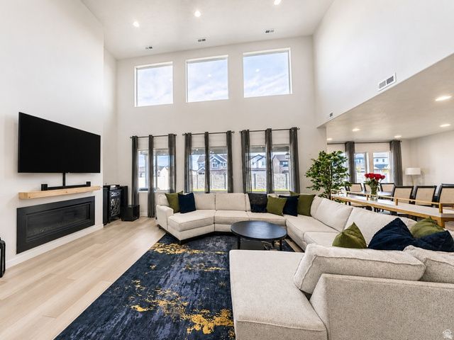 2468 W 3230 S, Syracuse, UT 84075