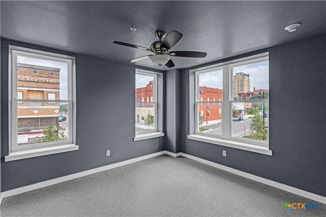 103 E Central Avenue, Temple, TX 76501