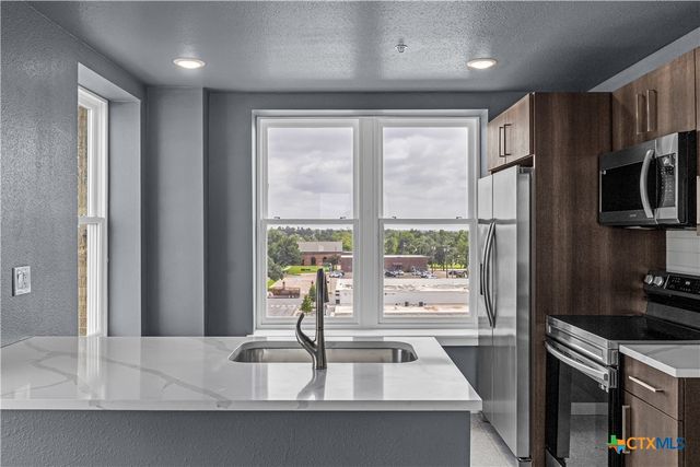 103 E Central Avenue, Temple, TX 76501