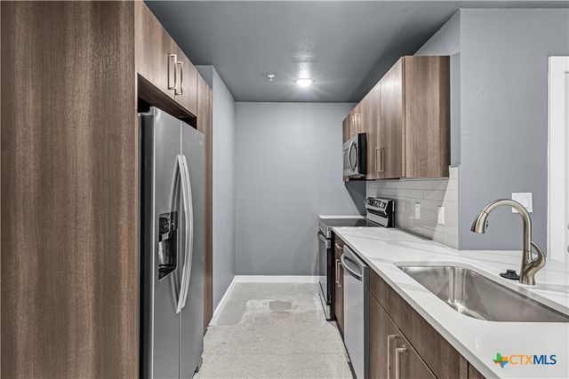 103 E Central Avenue, Temple, TX 76501