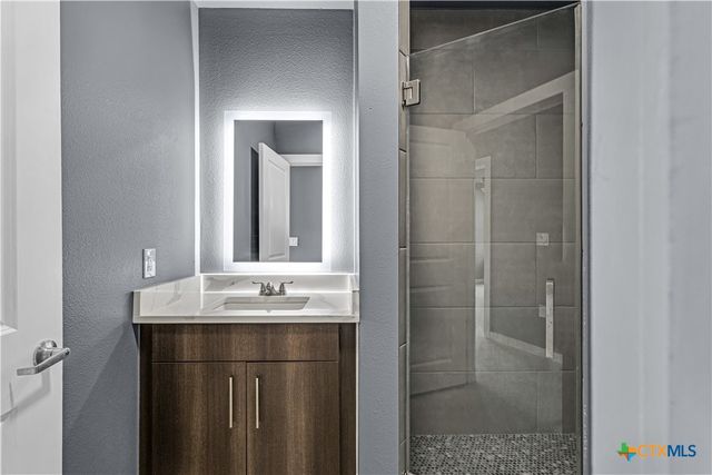 103 E Central Avenue, Temple, TX 76501