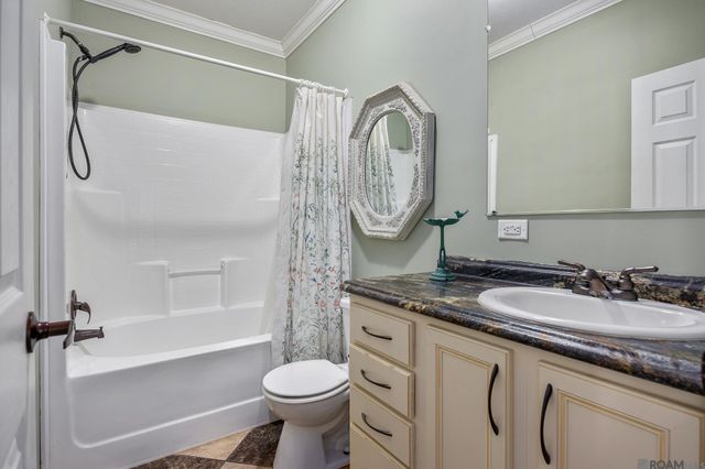 13486 Liberty Ln, St Amant, LA 70774