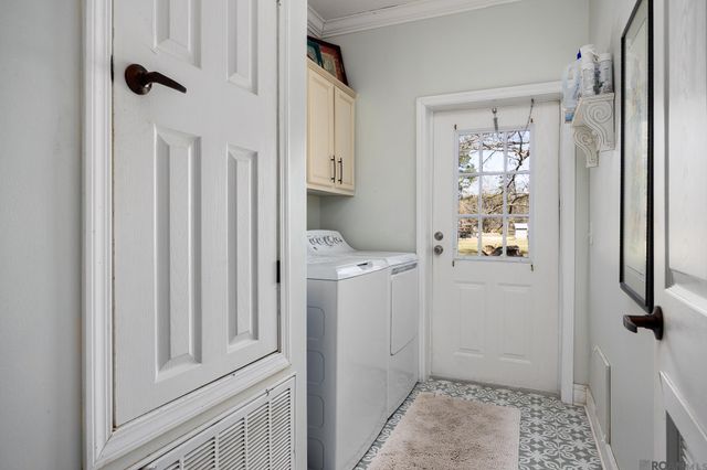 13486 Liberty Ln, St Amant, LA 70774