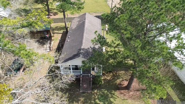 13486 Liberty Ln, St Amant, LA 70774