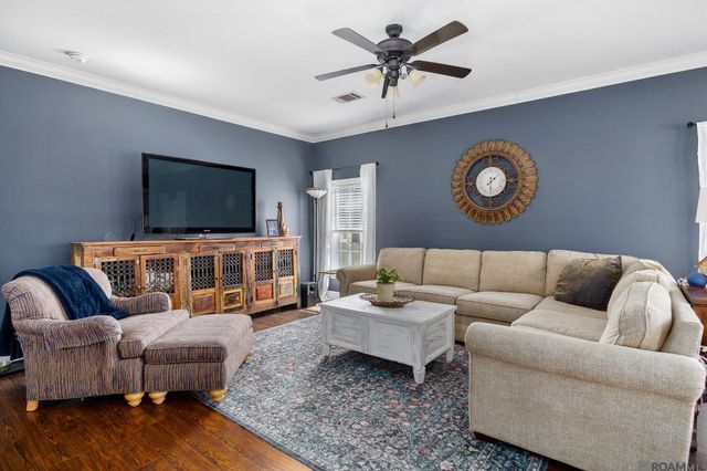 13486 Liberty Ln, St Amant, LA 70774