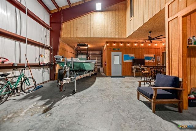 38 Penny Lane, Port O Connor, TX 77982