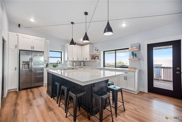 38 Penny Lane, Port O Connor, TX 77982