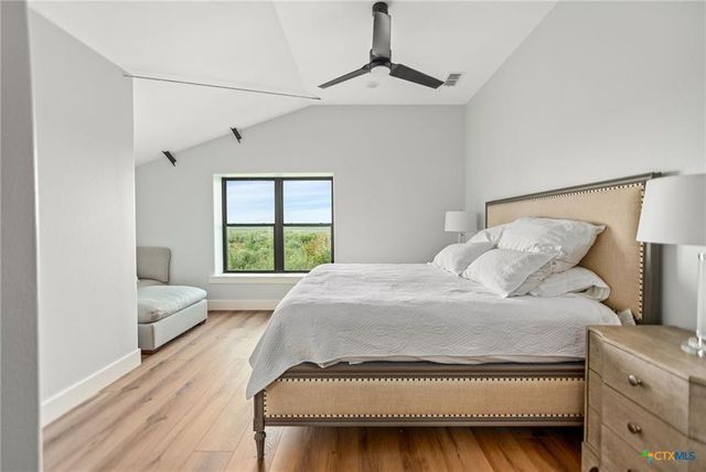 38 Penny Lane, Port O Connor, TX 77982