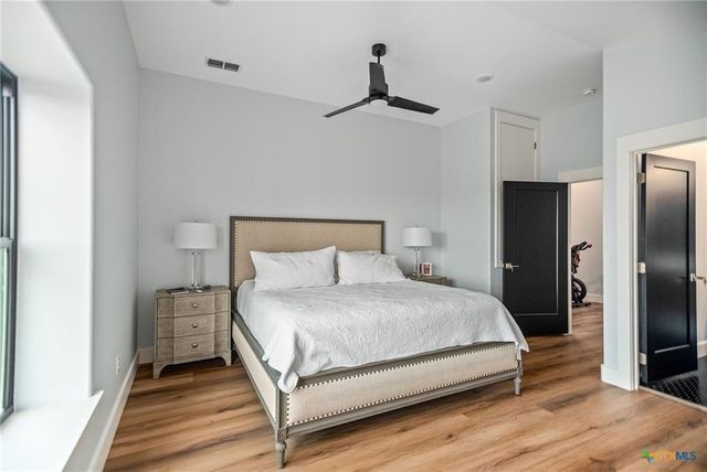 38 Penny Lane, Port O Connor, TX 77982