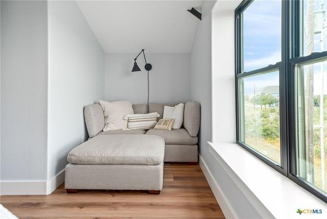 38 Penny Lane, Port O Connor, TX 77982