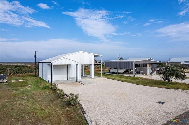 38 Penny Lane, Port O Connor, TX 77982