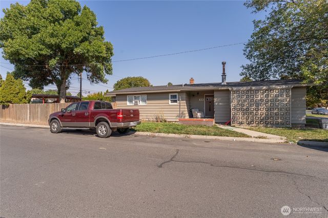 218 SW 3rd Avenue, Quincy, WA 98848