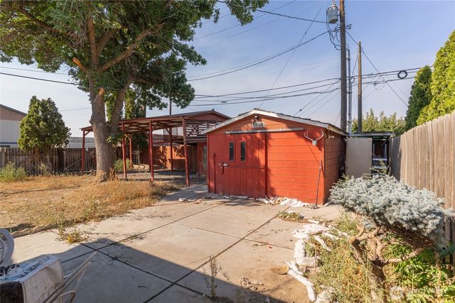 218 SW 3rd Avenue, Quincy, WA 98848