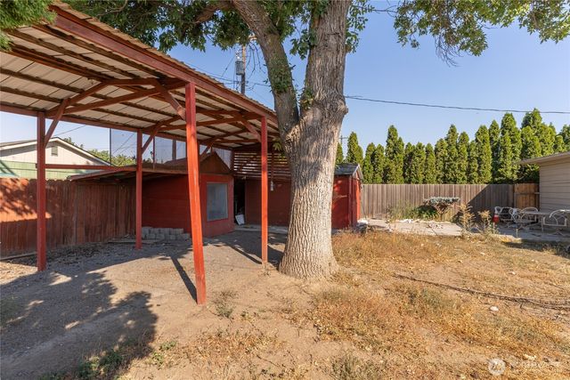 218 SW 3rd Avenue, Quincy, WA 98848