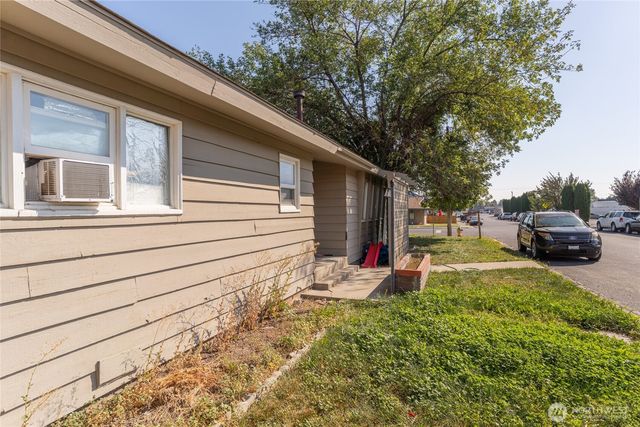 218 SW 3rd Avenue, Quincy, WA 98848