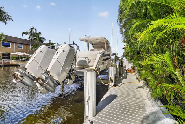 2920 NE 52ND Street, Fort Lauderdale, FL 33308