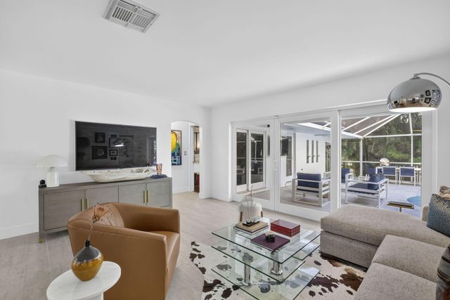 2920 NE 52ND Street, Fort Lauderdale, FL 33308