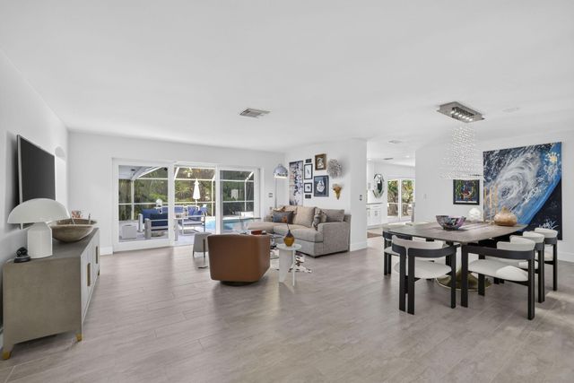 2920 NE 52ND Street, Fort Lauderdale, FL 33308