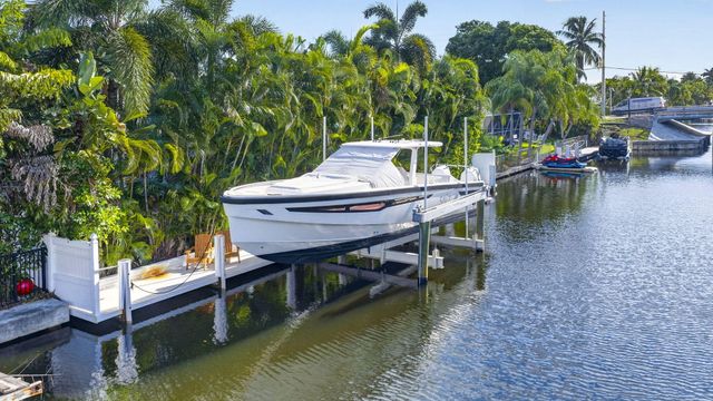2920 NE 52ND Street, Fort Lauderdale, FL 33308