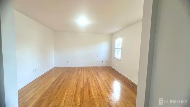 31 Groendyke Lane, Plainsboro, NJ 08536