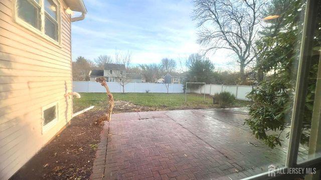 31 Groendyke Lane, Plainsboro, NJ 08536