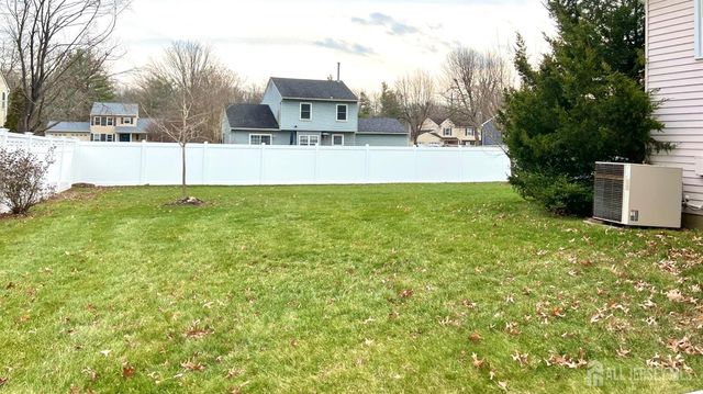 31 Groendyke Lane, Plainsboro, NJ 08536