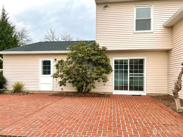 31 Groendyke Lane, Plainsboro, NJ 08536