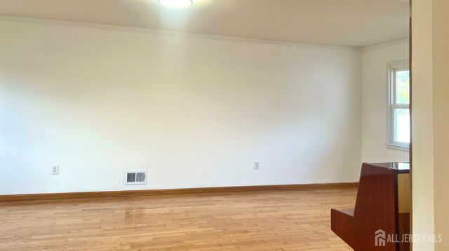 31 Groendyke Lane, Plainsboro, NJ 08536