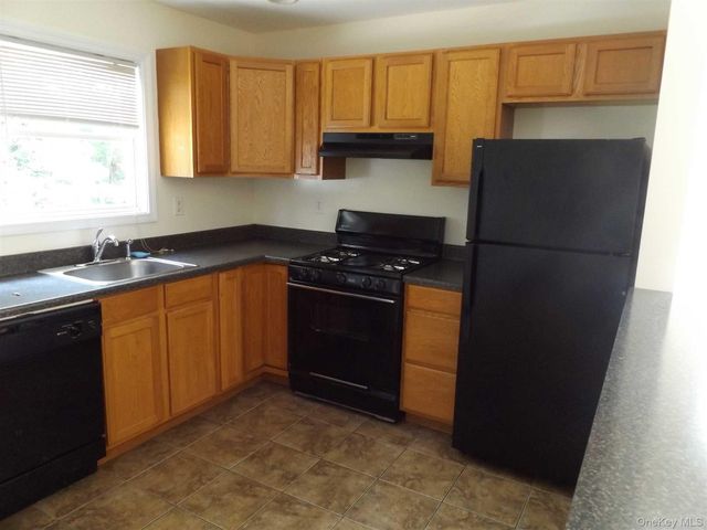 4 STATE Street 6, Beacon, NY 12508