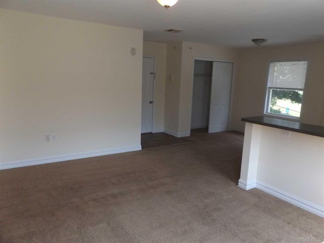 4 STATE Street 6, Beacon, NY 12508