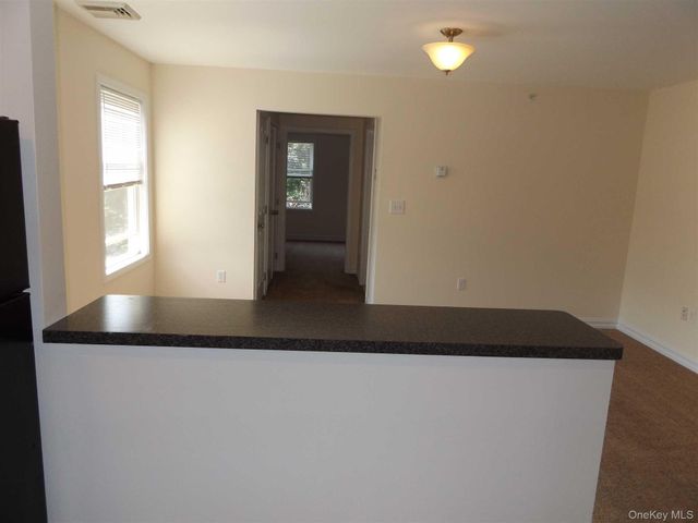 4 STATE Street 6, Beacon, NY 12508