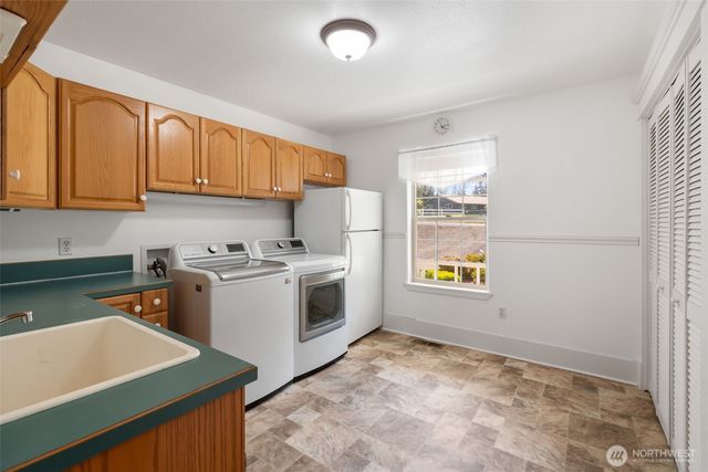 308 Brockway Road, Chehalis, WA 98532