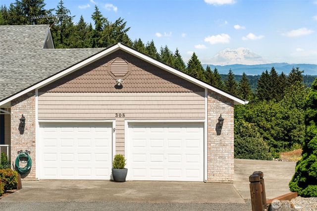 308 Brockway Road, Chehalis, WA 98532