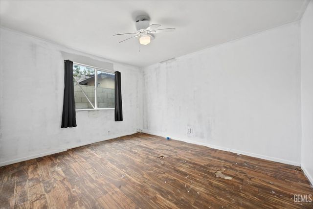 1221 El Rancho Drive, Bakersfield, CA 93304