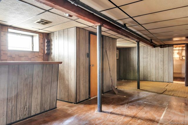 69-28 66th Place, Glendale, NY 11385