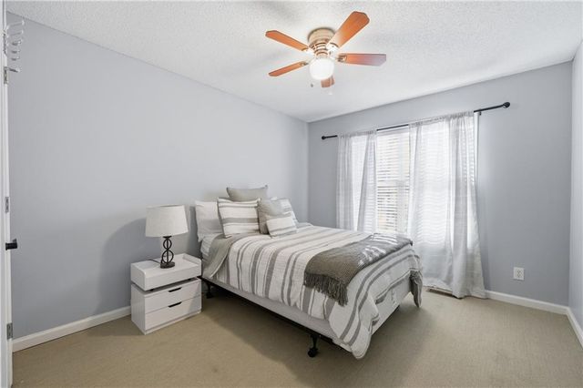 20 Miners SE Point, Acworth, GA 30102