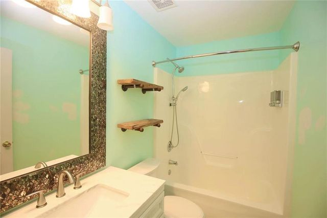 410 Ruby Forest Parkway, Suwanee, GA 30024